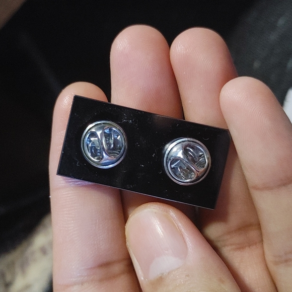 Nike pin N354 - Picture 3 of 3